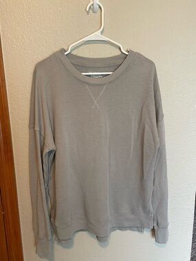 Grey ribbed thermal top